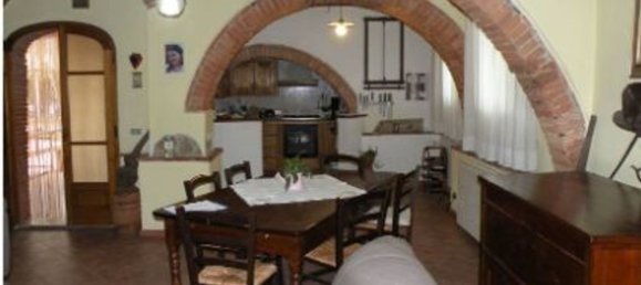 7غرفة شقة في Sinalunga, Italy رقم 201049 8