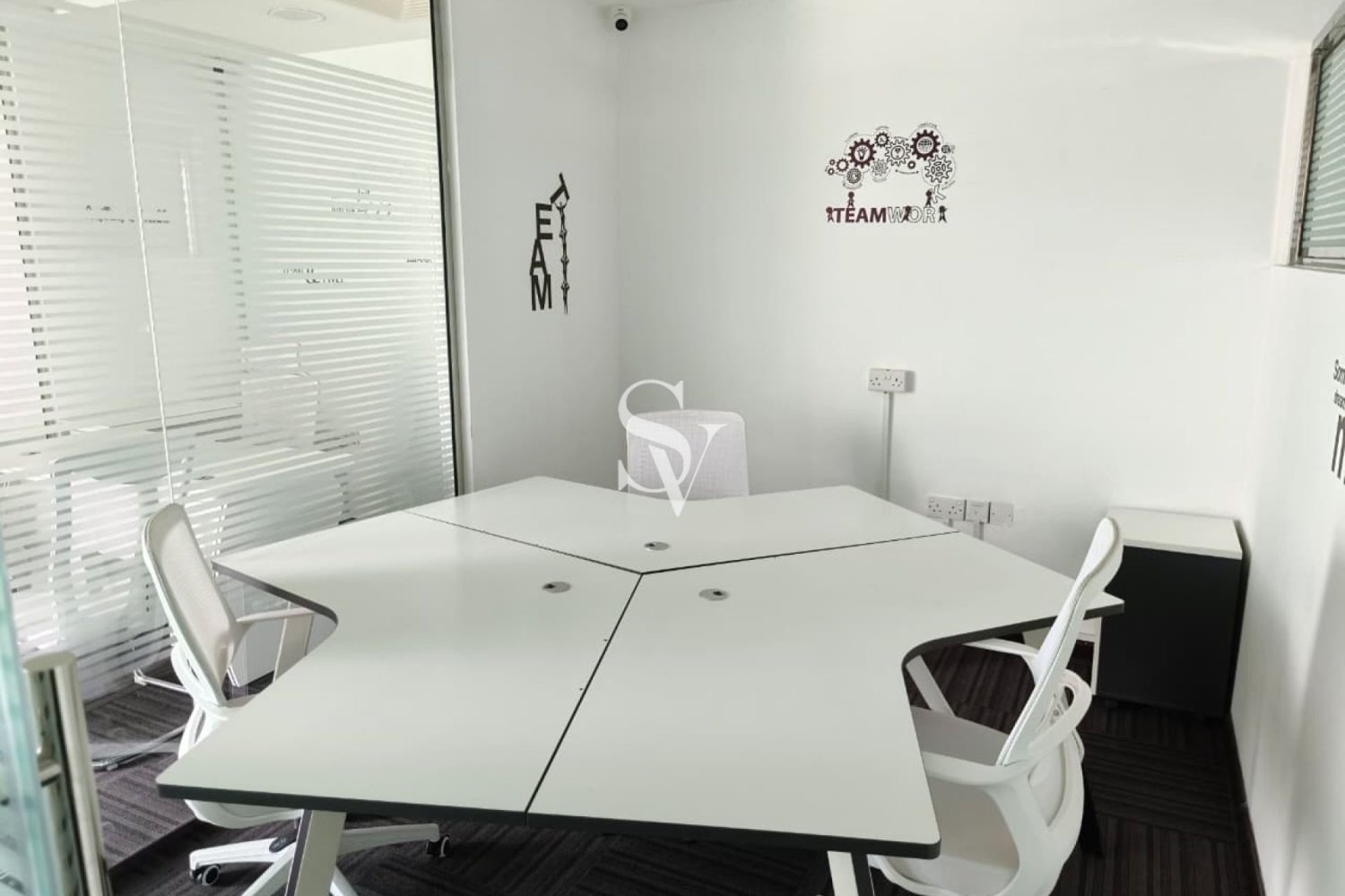 108m² bureau à louer à Business Bay, Dubai, UAE № 189770