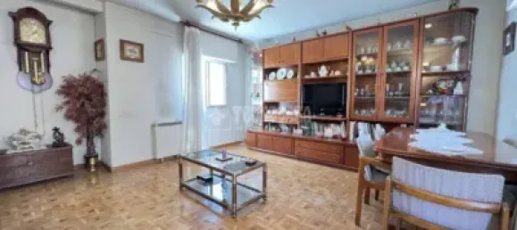 3 bedrooms Apartment in Madrid, Spain No. 139575 18