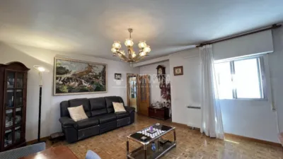 3 bedrooms Apartment in Madrid, Spain No. 139575