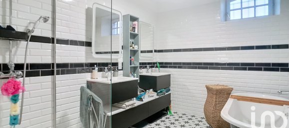 Casa de 3 dormitorios en Gien, France No. 45957 11