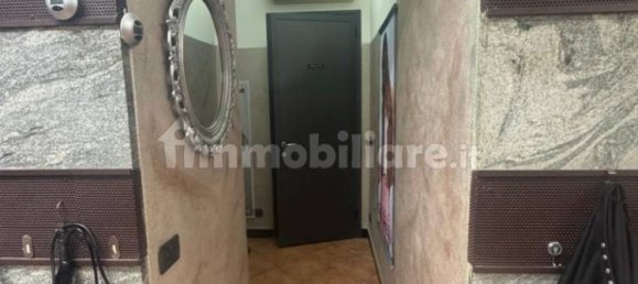 Imóvel comercial de 5 divisões em Genoa, Italy N.º 69232 12