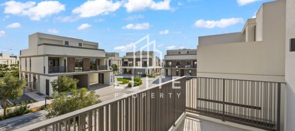 3 Schlafzimmer Villa in Dubai, UAE, Nr. 113067 3