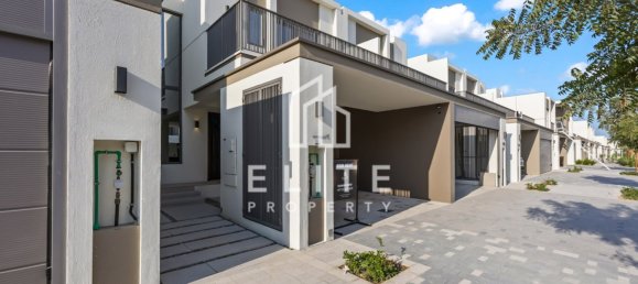 3 Schlafzimmer Villa in Dubai, UAE, Nr. 113067 2