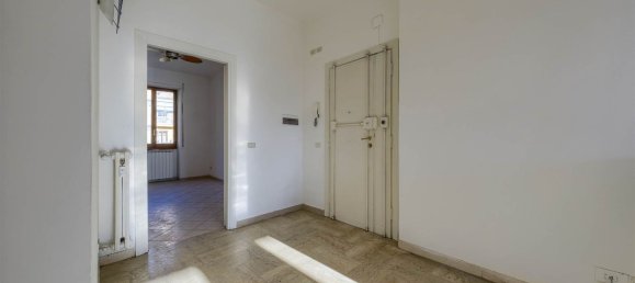 4غرفة شقة في Florence, Italy رقم 214624 2