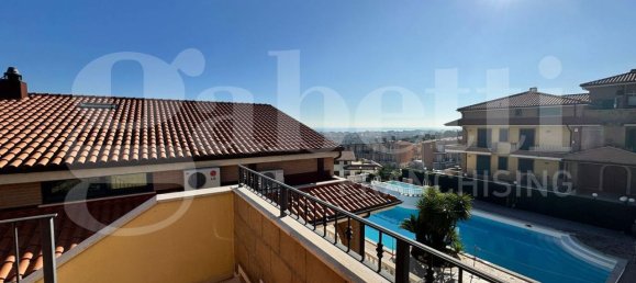 Квартира с 2 комнатами в Торторето, Италия № 9401 40