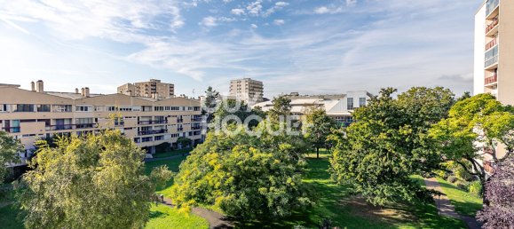 3 bedrooms Apartment in Compiegne, France No. 159993 2