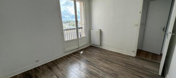 Apartamento de 2 dormitorios en Orleans, France No. 156091 9