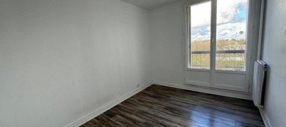 Apartamento de 2 dormitorios en Orleans, France No. 156091 7