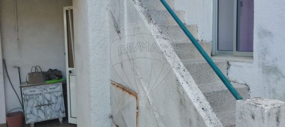 3 Schlafzimmer Haus in Cortes do Meio, Portugal, Nr. 43593 2