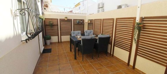 3 bedrooms Villa in Alicante, Spain No. 202100 27