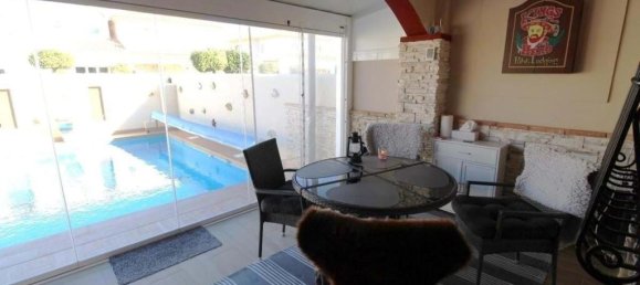 3 bedrooms Villa in Alicante, Spain No. 202100 6