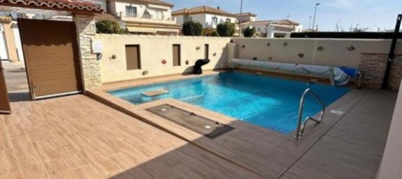 3 bedrooms Villa in Alicante, Spain No. 202100 38