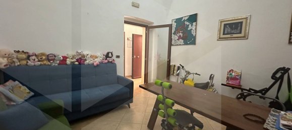 2 rooms Apartment in Bari, Italy No. 32247 5