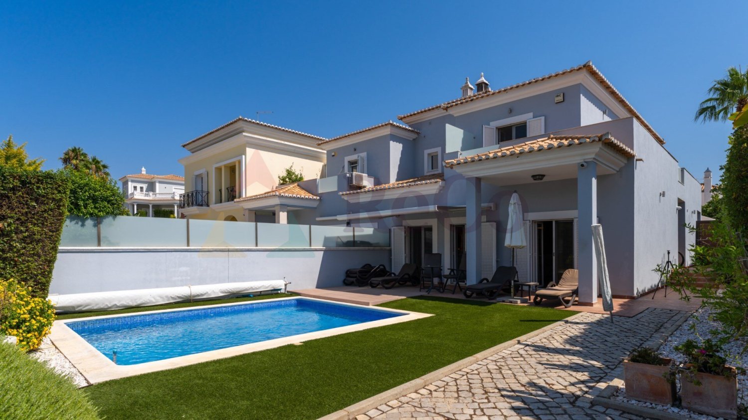 3 bedrooms Villa in Faro, Portugal No. 237499