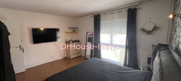 2 chambres Appartement à Creil, France No. 53812 3