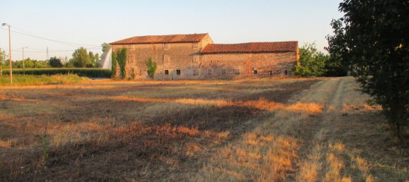 Studio in Verona, Italy No. 126261 3