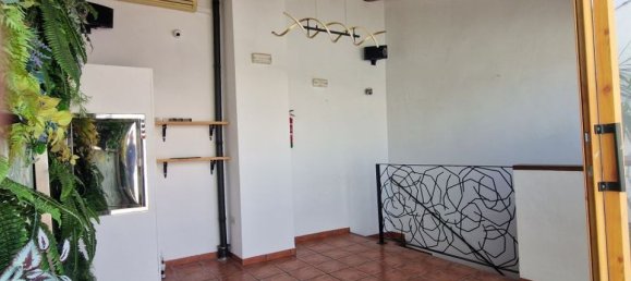 Коммерческая недвижимость 320м² в Алтея, Испания № 184637 3