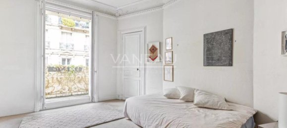 3 bedrooms Apartment in Paris, France No. 105135 11