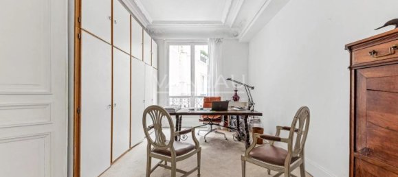 3 bedrooms Apartment in Paris, France No. 105135 13