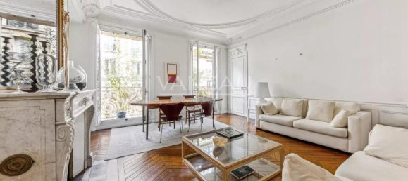 3 bedrooms Apartment in Paris, France No. 105135 4