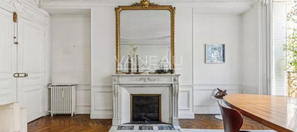 3 bedrooms Apartment in Paris, France No. 105135 3
