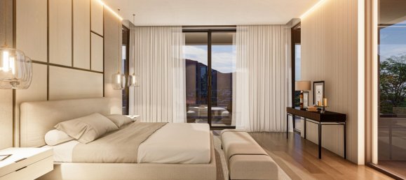 5 bedrooms Villa in Marbella, Spain No. 76819 9