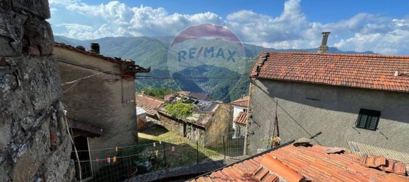 2 bedrooms House in Bagni di Lucca, Italy No. 175547 6