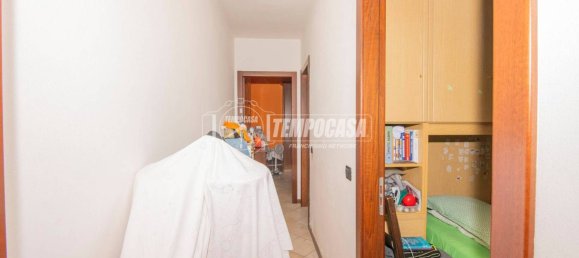 2 Schlafzimmer Wohnung in Soliera, Italy, Nr. 292843 7