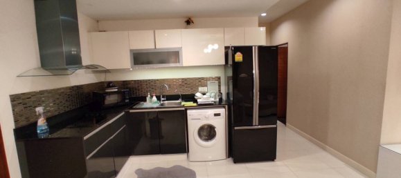 2 bedrooms Condo in Pattaya, Thailand No. 4971 10