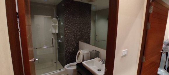 2 bedrooms Condo in Pattaya, Thailand No. 4971 11