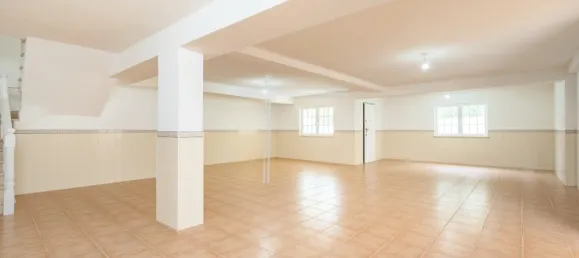 4 bedrooms House in Corroios, Portugal No. 89660 26