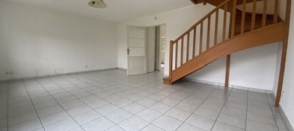 4 bedrooms House in Etampes, France No. 323395 4