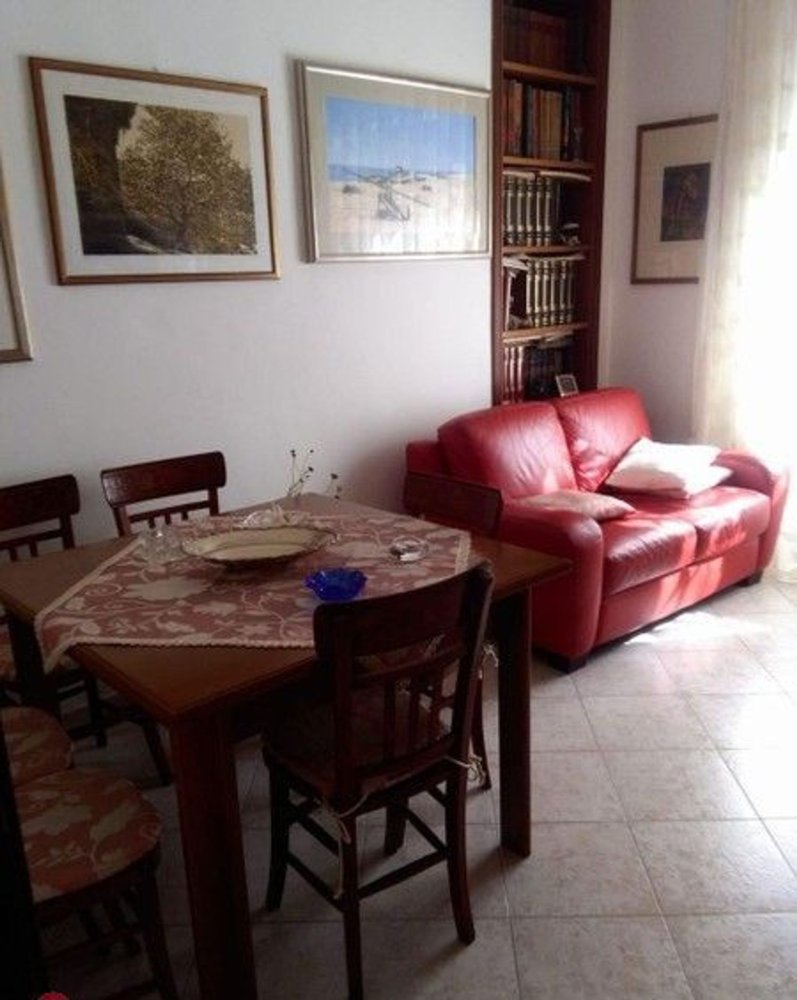 3غرفة شقة في Catanzaro, Italy رقم 118268