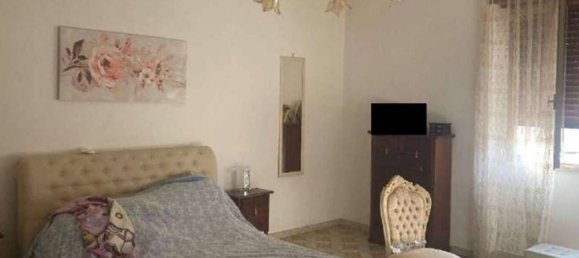 4 rooms Apartment in Torricella, Italy No. 284826 2