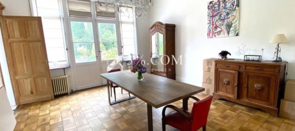 8 bedrooms House in Comines, France No. 357696 3