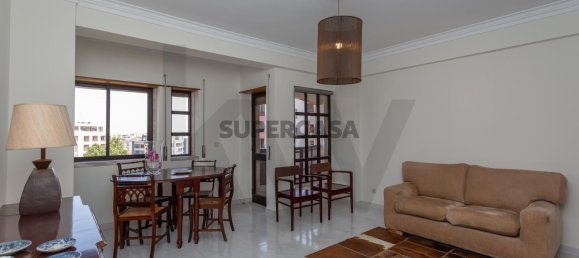3 bedrooms Apartment in Almada, Portugal No. 221274 2