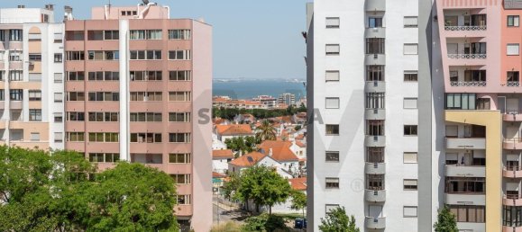 3 bedrooms Apartment in Almada, Portugal No. 221274 5