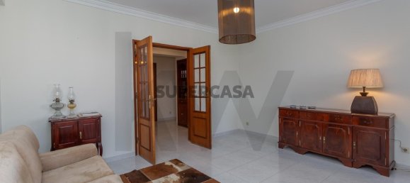 3 bedrooms Apartment in Almada, Portugal No. 221274 16
