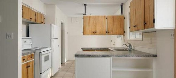 4 bedrooms House in British Columbia, Canada No. 1239 8