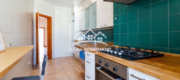 Коммерческая недвижимость с 4 спальнями в Лиссабон, Португалия № 100778 9