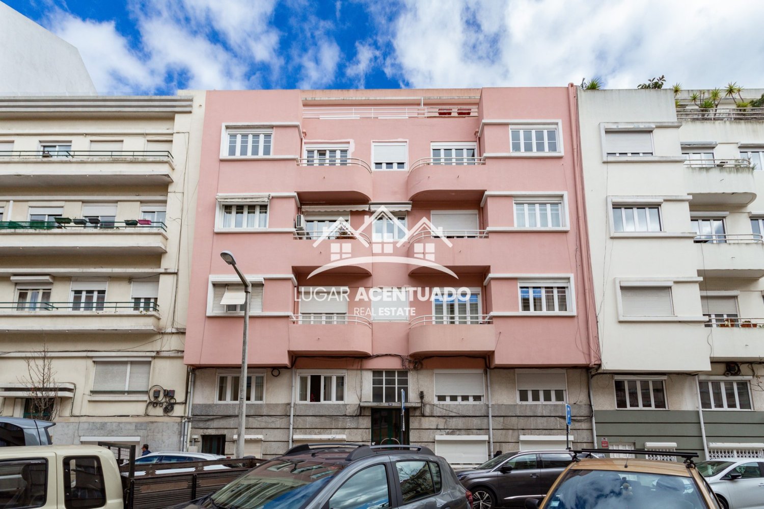 Коммерческая недвижимость с 4 спальнями в Лиссабон, Португалия № 100778