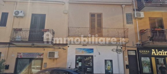 Apartamento de 2 dormitorios en Palermo, Italy No. 299187 2
