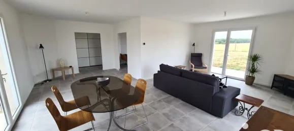 4 chambres Maison à Les Essards, France No. 333773 8