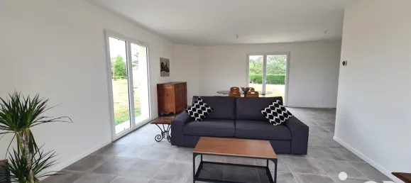 4 chambres Maison à Les Essards, France No. 333773 9