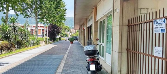 240m² Office in Terni, Italy No. 284706 2
