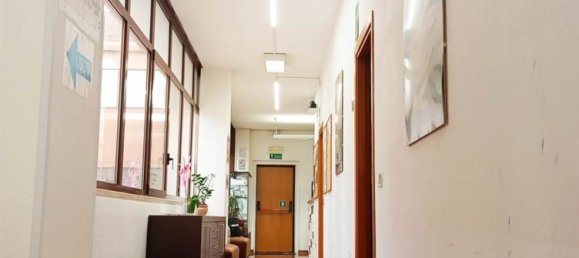 240m² Office in Terni, Italy No. 284706 5