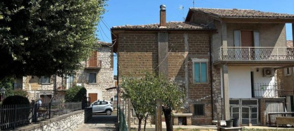 5 rooms House in Guardea, Italy No. 162237 3