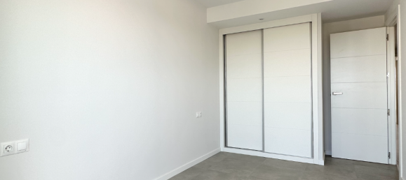 3 Schlafzimmer Wohnung in Alicante, Spain, Nr. 12736 19