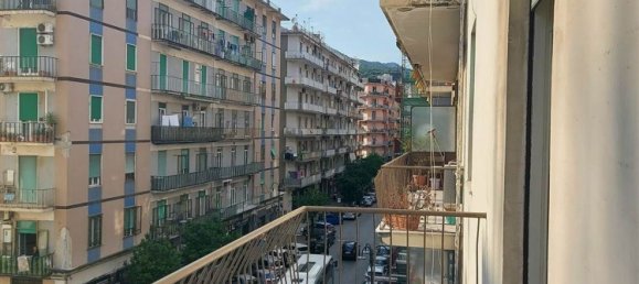 5 bedrooms Apartment in Salerno, Italy No. 360006 10